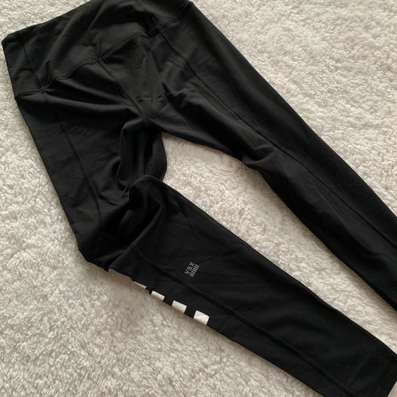 Victoria’s Secret sport knockout tights - Picture 6 of 11